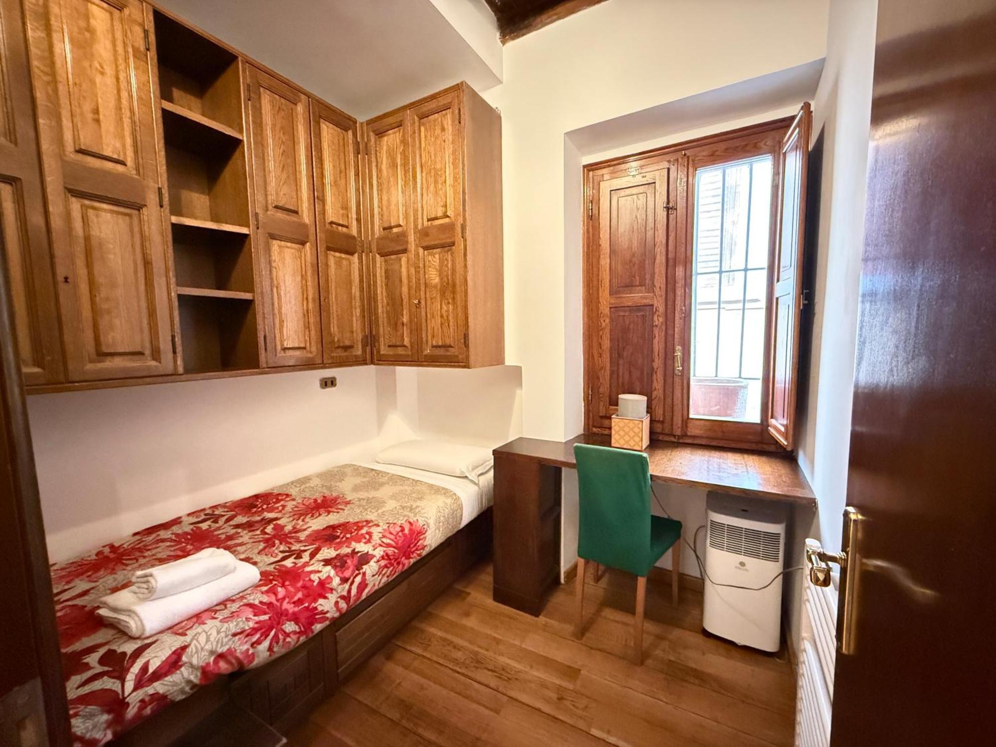 Lovelyapt Pantheon Рим Екстер'єр фото